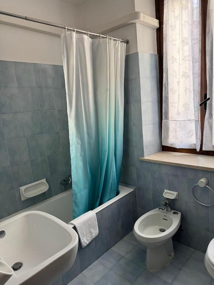 La Torretta Apartment Peschiera del Garda Exterior foto